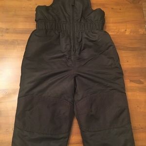 Kids black healthtex ski bibs size 2T